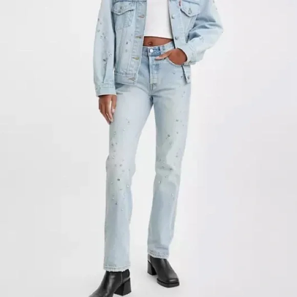 Classic NWT Levi’s 501s in “bling blau.” Light wash highrise, rhinestones, studs - Picture 1 of 5
